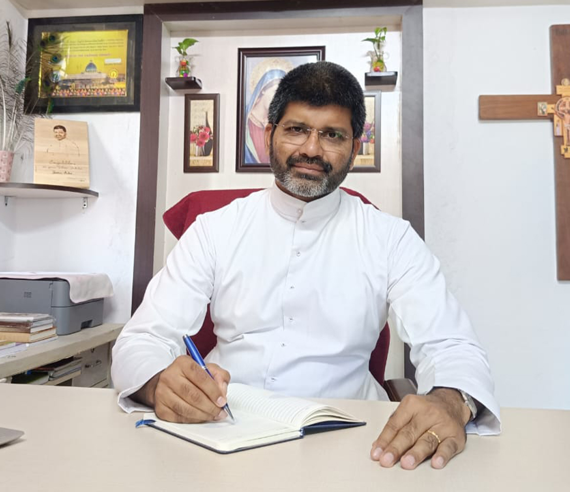 Fr.James Karakombil